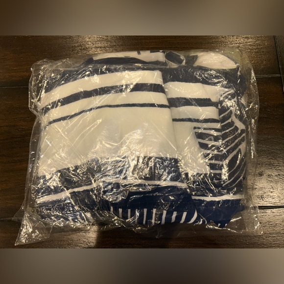 Brand new in package Lulus Delphi blue& White striped tie front strapless romper - Picture 4 of 7